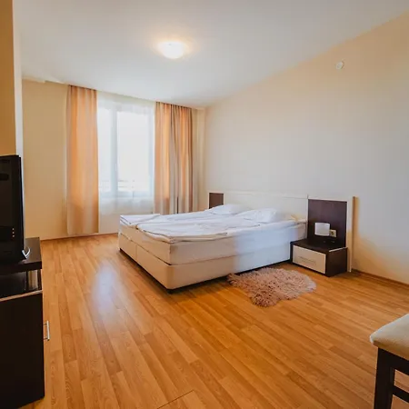 Comfort Family With Large Living Златни пясъци