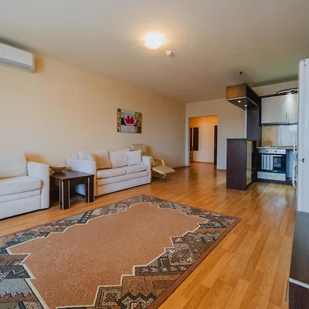 Comfort Family With Large Living Златни пясъци