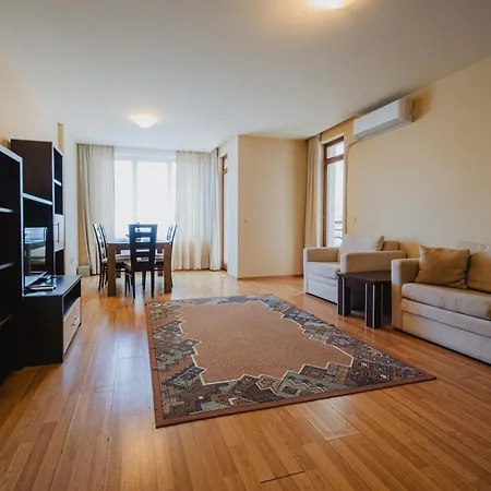 Comfort Family With Large Living Златни пясъци