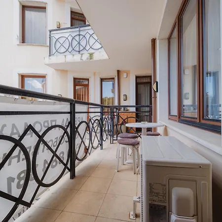 Comfort Family With Large Living *